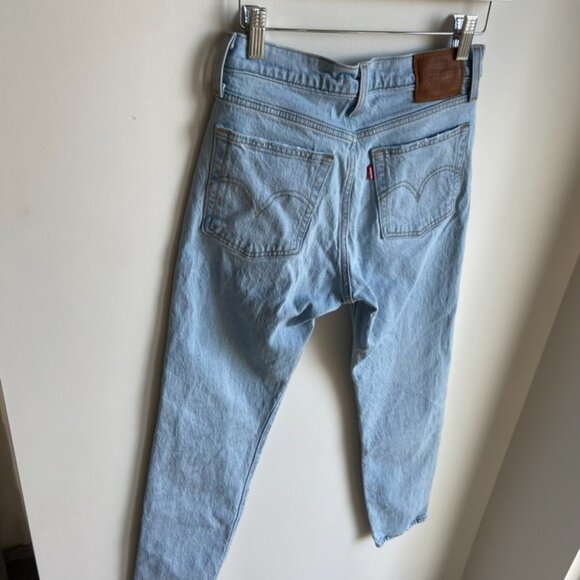 Levis Wedgie Straight Leg Jean - Picture 13 of 13